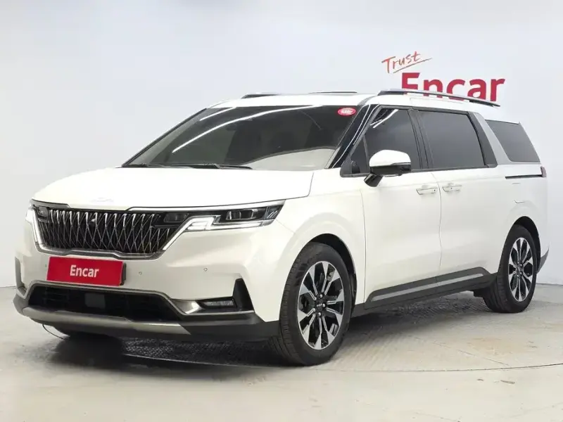 2022 Kia Carnival с пробегом 51 800 км