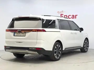 2022 Kia Carnival с пробегом 51 800 км