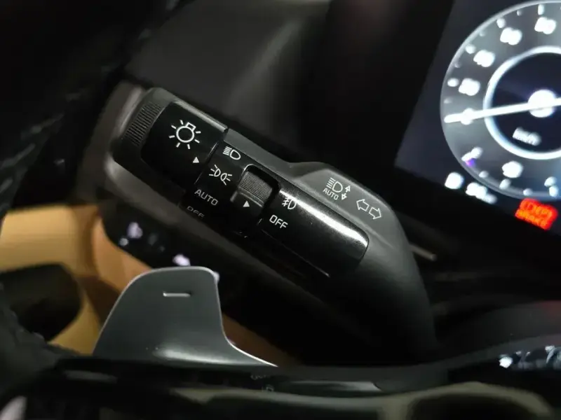 2022 Kia Carnival с пробегом 37 745 км
