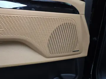 2022 Kia Carnival с пробегом 37 745 км