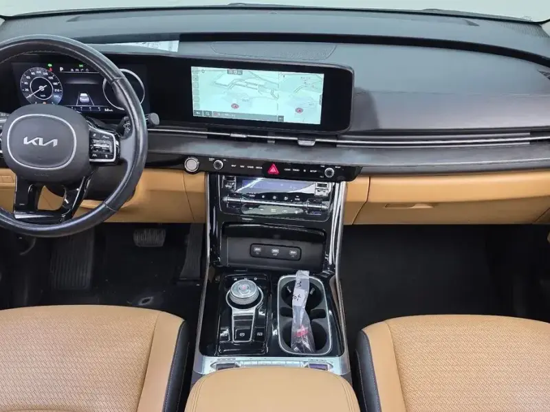 2022 Kia Carnival с пробегом 51 800 км
