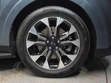 2021 Kia Carnival с пробегом 105 052 км