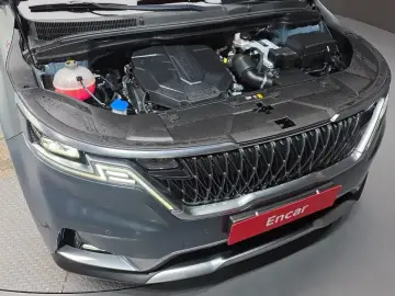 2021 Kia Carnival с пробегом 105 052 км