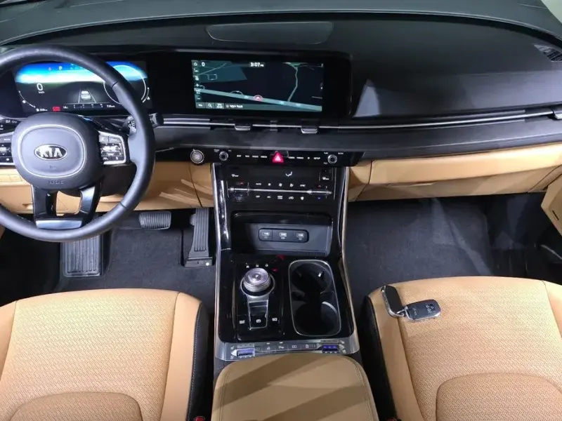 2021 Kia Carnival с пробегом 105 052 км