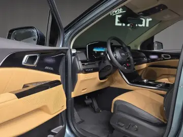 2021 Kia Carnival с пробегом 105 052 км