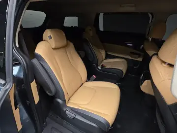 2021 Kia Carnival с пробегом 105 052 км