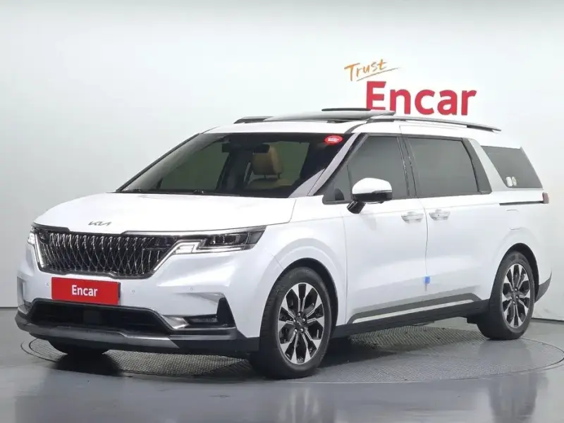 2022 Kia Carnival с пробегом 56 291 км