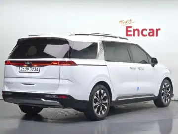 2022 Kia Carnival с пробегом 56 291 км