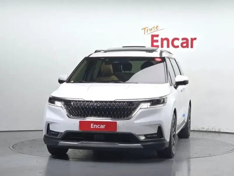 2022 Kia Carnival с пробегом 56 291 км