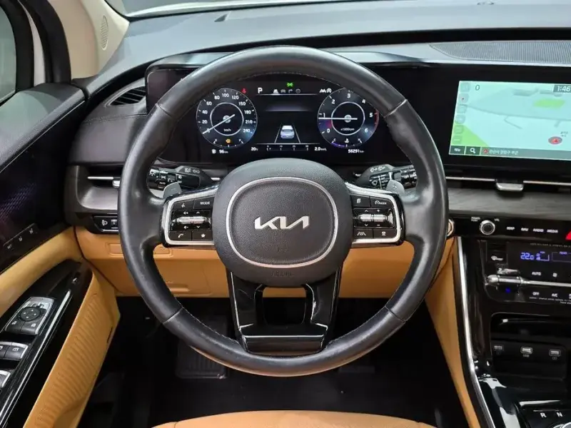 2022 Kia Carnival с пробегом 56 291 км