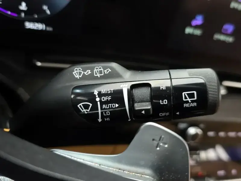 2022 Kia Carnival с пробегом 56 291 км