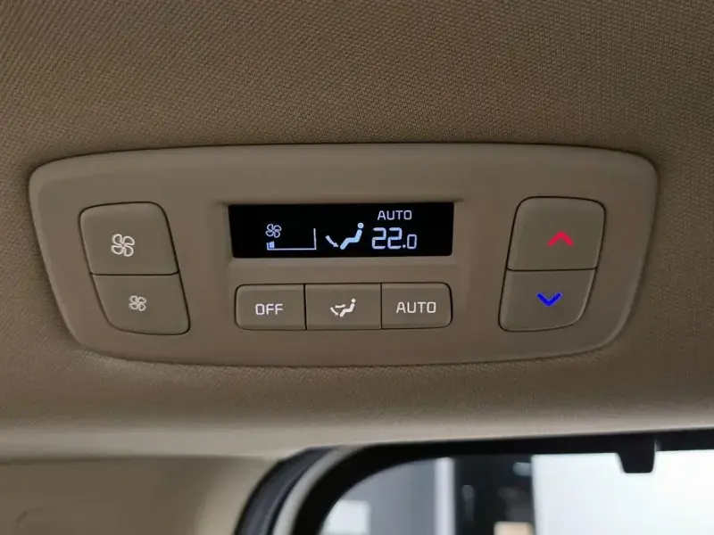 2022 Kia Carnival с пробегом 56 291 км