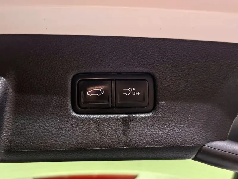 2022 Kia Carnival с пробегом 56 291 км