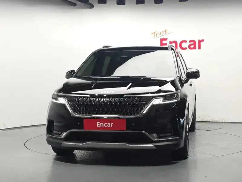 2022 Kia Carnival с пробегом 11 448 км