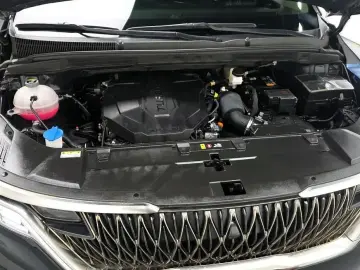 2022 Kia Carnival с пробегом 11 448 км
