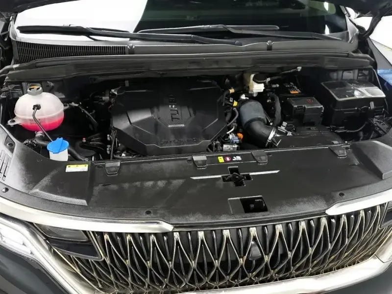 2022 Kia Carnival с пробегом 11 448 км