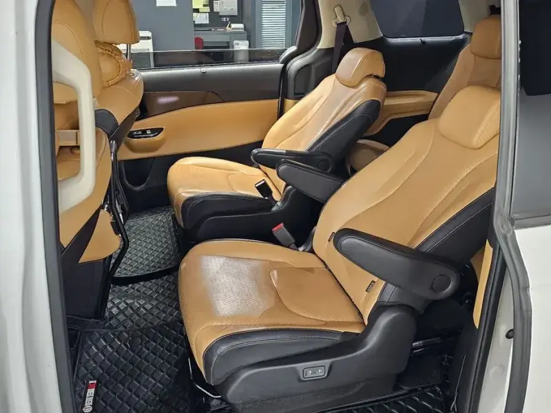 2021 Kia Carnival с пробегом 51 522 км