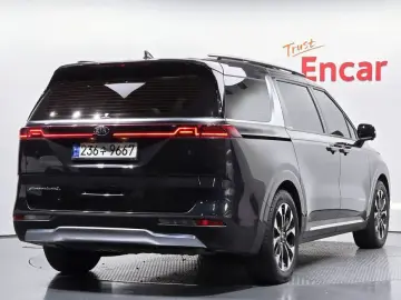 2021 Kia Carnival с пробегом 56 701 км