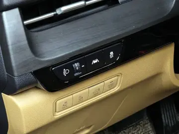 2021 Kia Carnival с пробегом 56 701 км