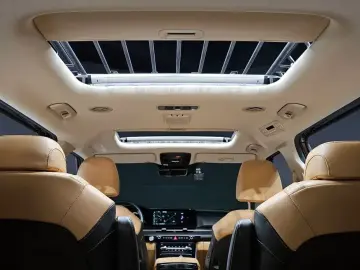 2021 Kia Carnival с пробегом 56 701 км
