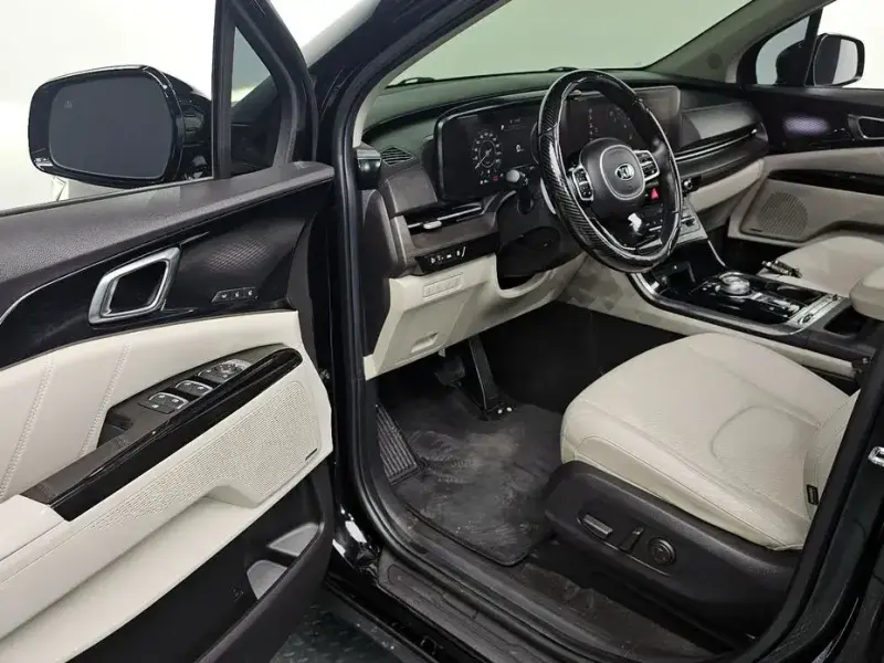 2021 Kia Carnival с пробегом 181 997 км