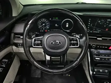 2021 Kia Carnival с пробегом 181 997 км