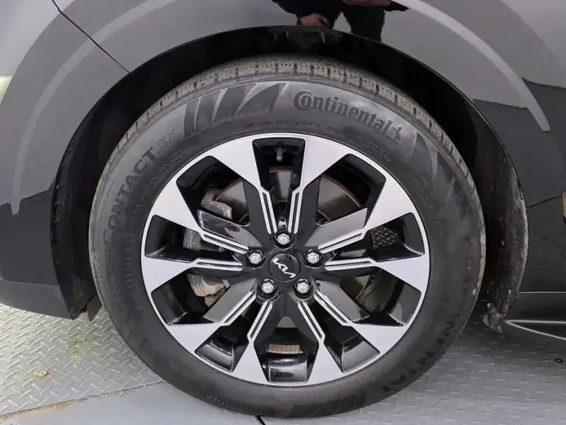 2021 Kia Carnival с пробегом 37 028 км