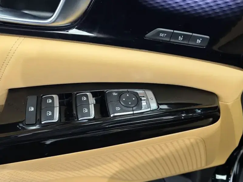 2021 Kia Carnival с пробегом 37 028 км
