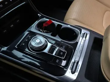 2022 Kia Carnival с пробегом 117 552 км