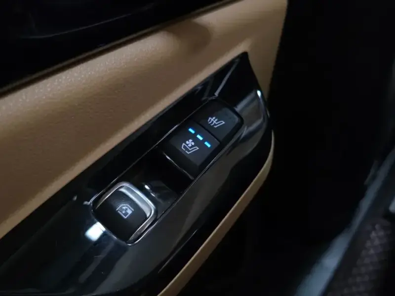 2022 Kia Carnival с пробегом 117 552 км