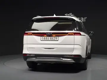 2022 Kia Carnival с пробегом 12 768 км