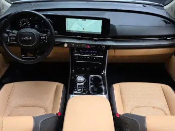 2022 Kia Carnival с пробегом 12 768 км