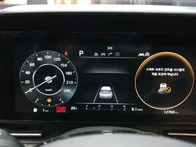 2022 Kia Carnival с пробегом 12 768 км