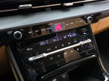 2022 Kia Carnival с пробегом 12 768 км