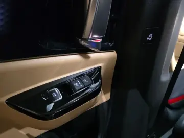 2022 Kia Carnival с пробегом 12 768 км