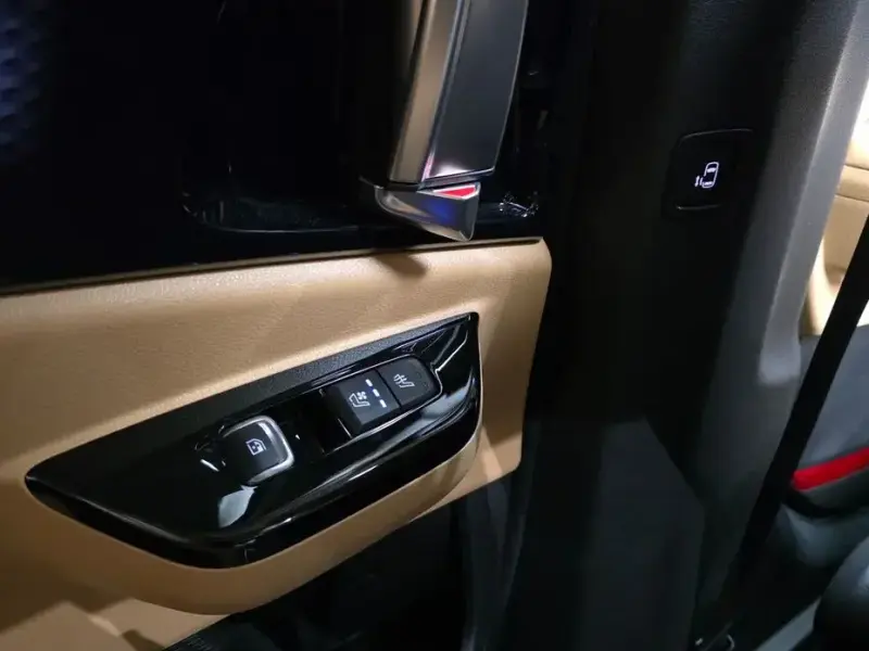 2022 Kia Carnival с пробегом 12 768 км