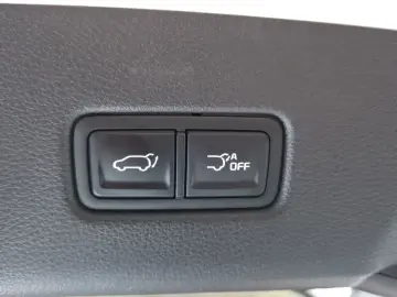 2022 Kia Carnival с пробегом 12 768 км