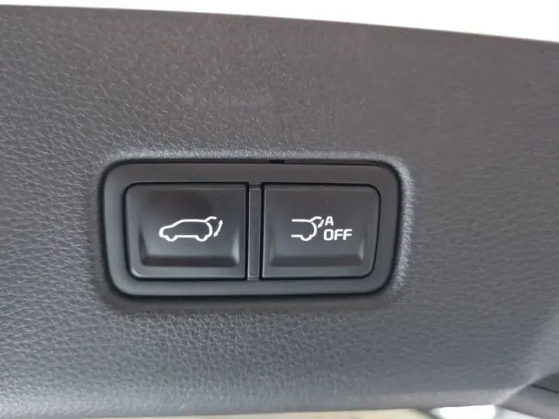 2022 Kia Carnival с пробегом 12 768 км