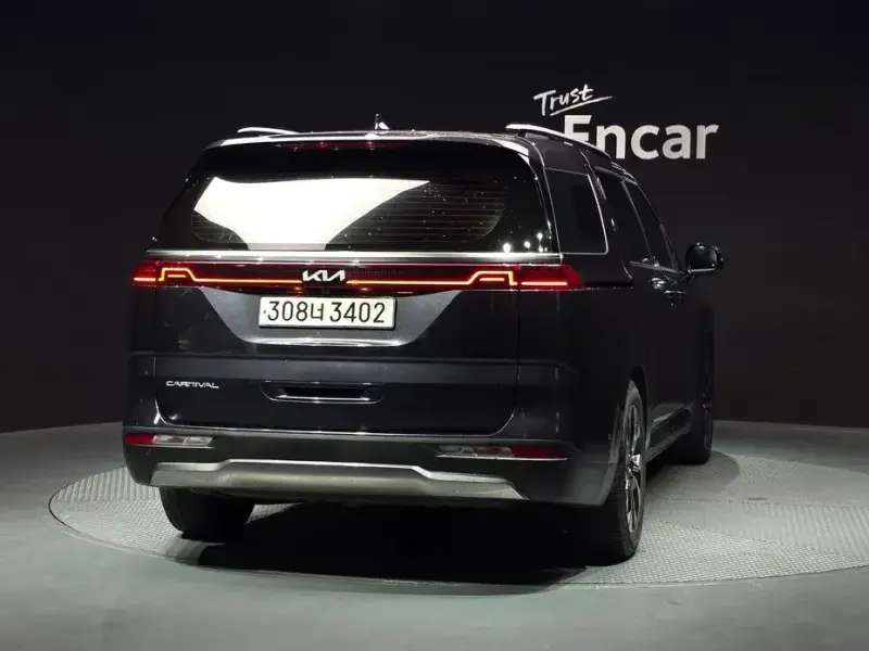 2022 Kia Carnival с пробегом 78 125 км