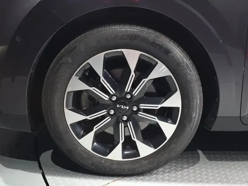 2022 Kia Carnival с пробегом 78 125 км