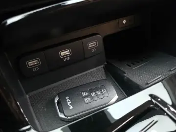 2022 Kia Carnival с пробегом 12 768 км