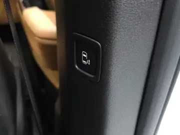 2022 Kia Carnival с пробегом 78 125 км