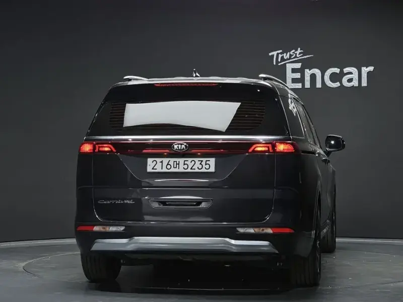2021 Kia Carnival с пробегом 101 866 км