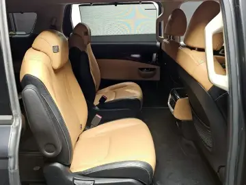 2021 Kia Carnival с пробегом 101 866 км