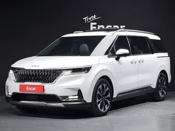 2023 Kia Carnival с пробегом 46 880 км