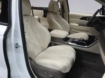 2021 Kia Carnival с пробегом 74 383 км