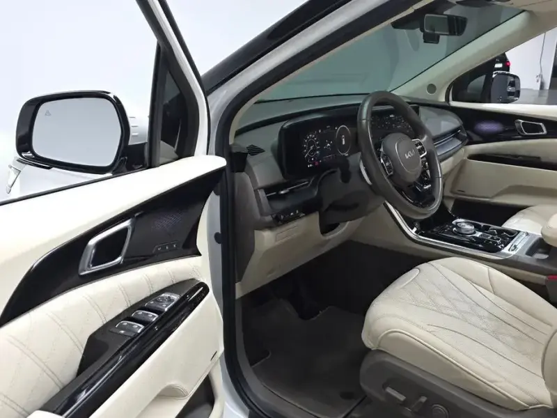 2021 Kia Carnival с пробегом 74 383 км