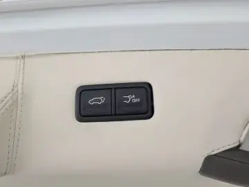 2021 Kia Carnival с пробегом 74 383 км