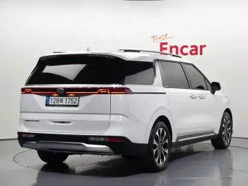 2021 Kia Carnival с пробегом 75 599 км