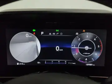 2023 Kia Carnival с пробегом 137 091 км